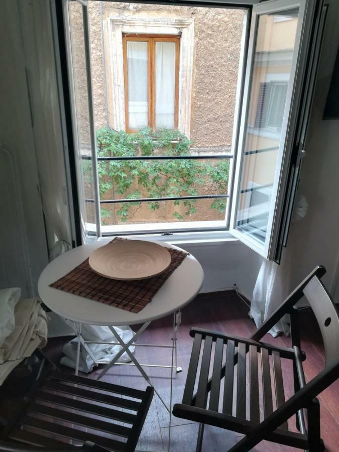 Trastevere Intimate Apartment Roma Exterior foto